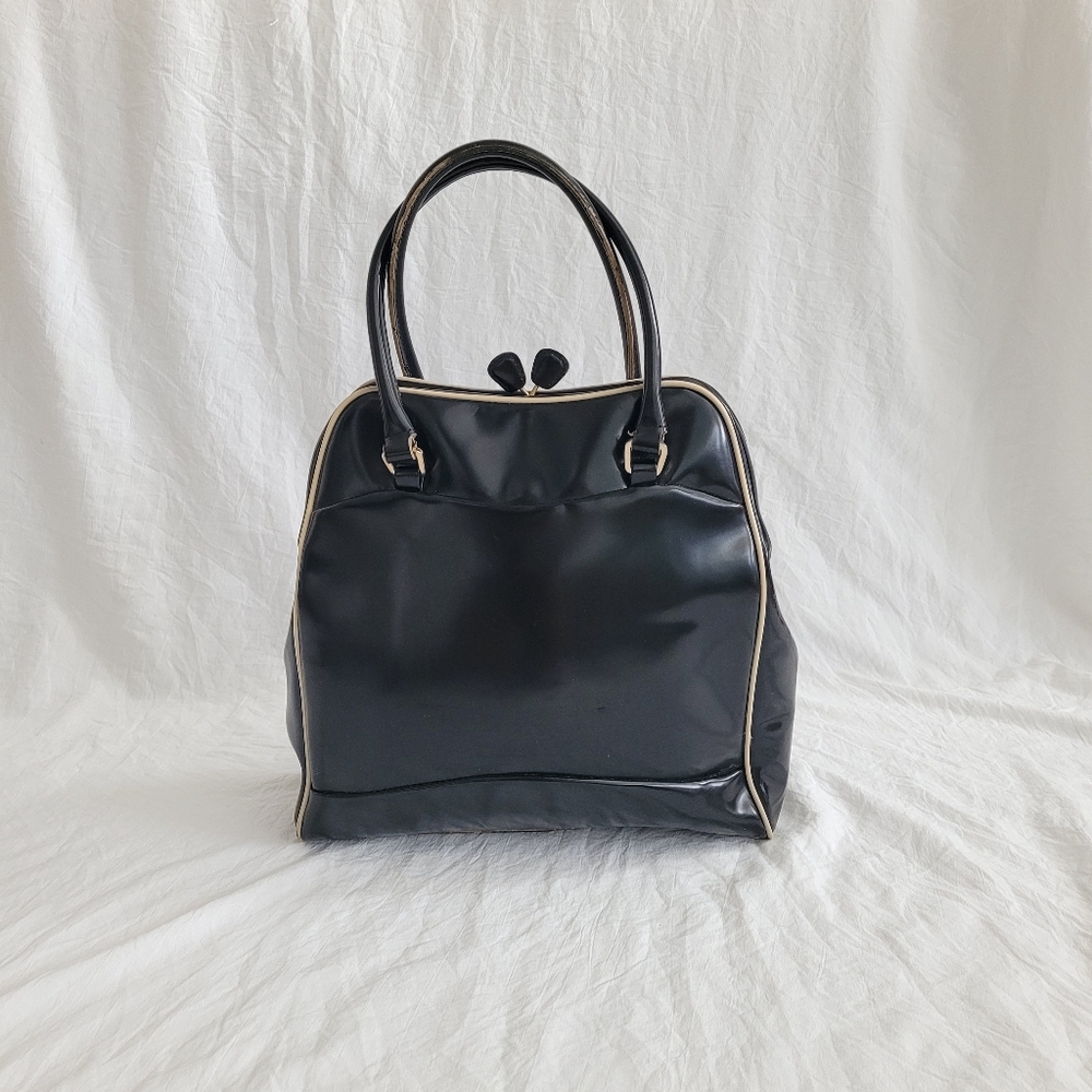 Liz Claiborne Mini Bowling bag